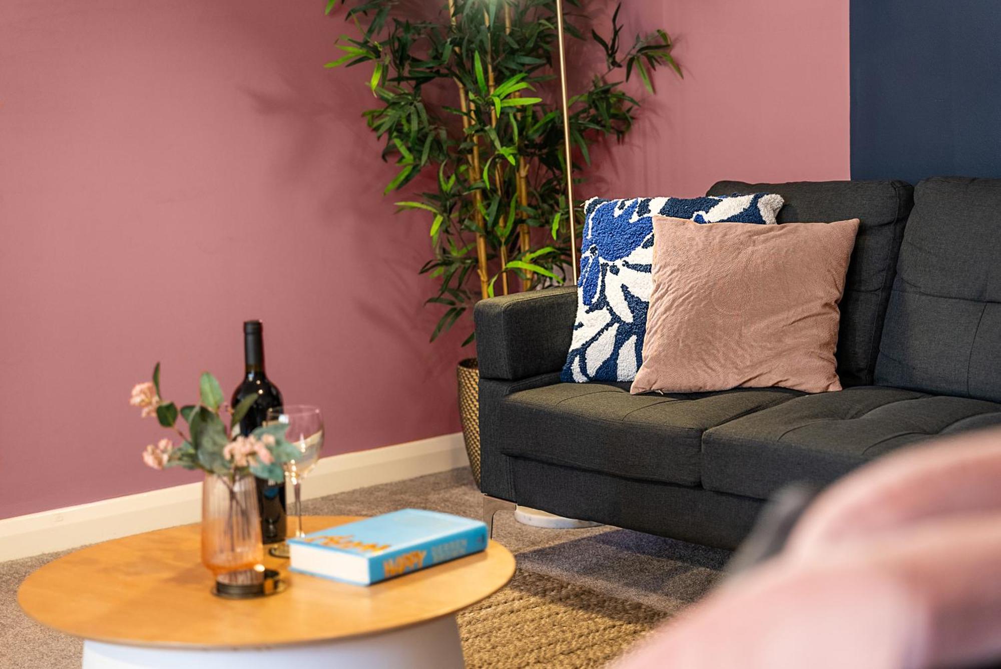 Glevum Lodge - 2 Bedroom Town Centre Apartment Cirencester Esterno foto